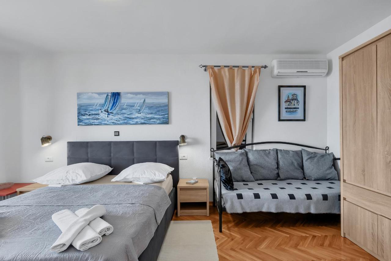 Guest House Lazeta Duće Eksteriør bilde